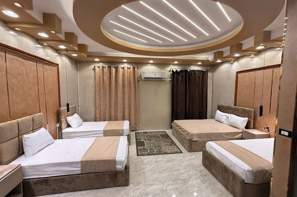Cairo Plaza Luxe Hotel