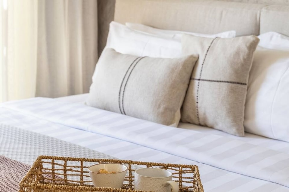 Solus Suites Milos