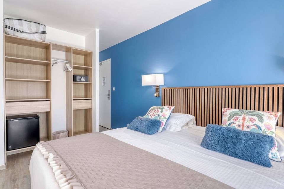 Anglade Hotel