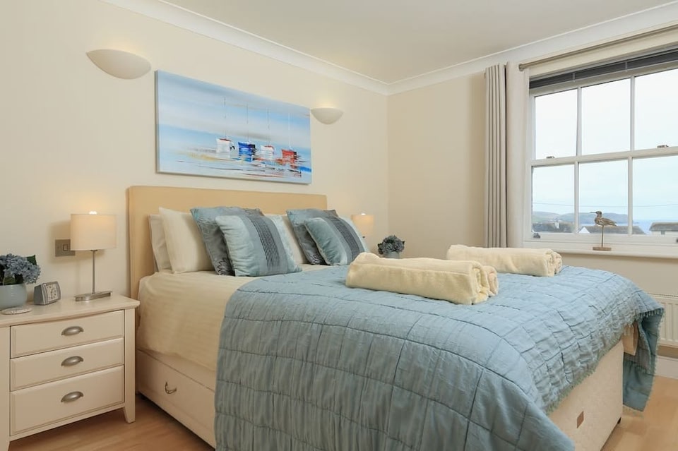8 Thurlestone Beach
