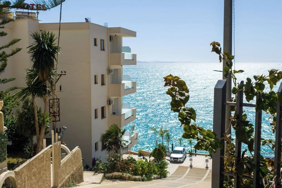 Blue Bay Hotel