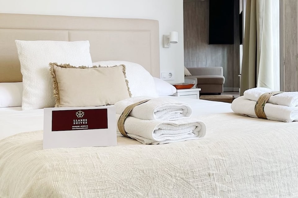 Llanes Suites