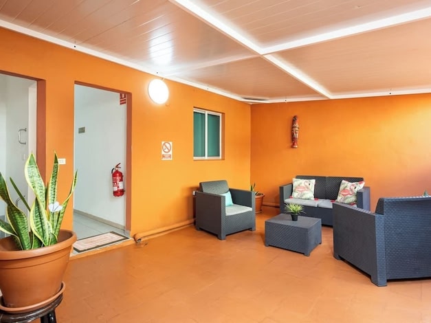 Home2Book Pensión Casablanca