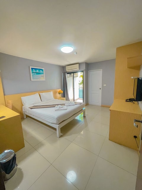 Big Zen Hotel