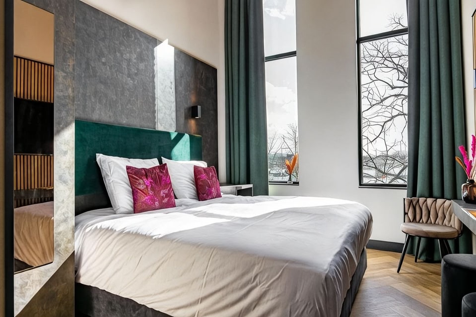 Monument Hotel