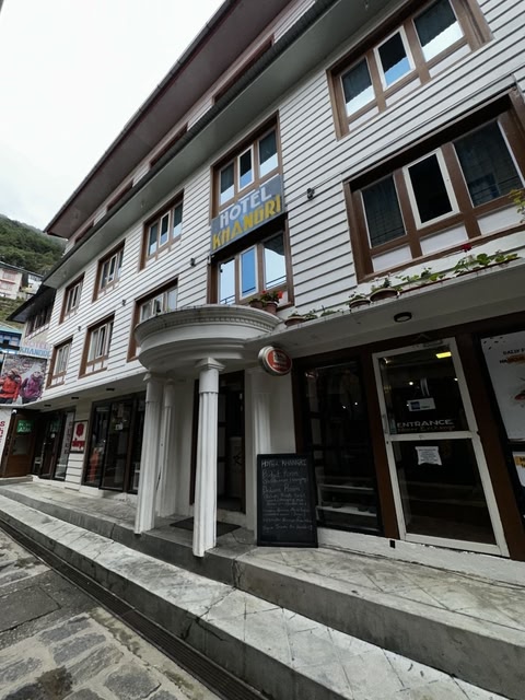 Hotel Khangri