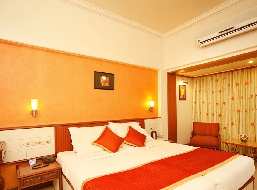 HOTEL Shree Panchratna
