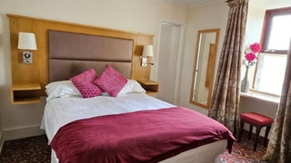 Homesly the Station Hotel