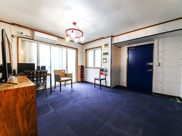 W Mini Hotel - Hostel