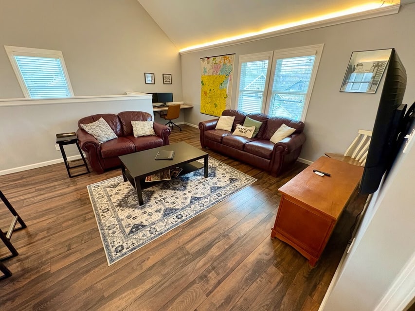 Steps From Mass Ave & Bottleworks + Garage Parking