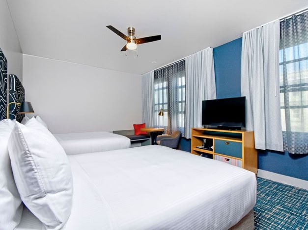 Hotel Garrett – No Resort Fee
