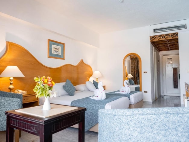 Turquoise Beach Hotel