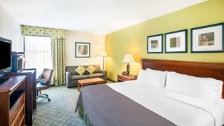 Holiday Inn ROANOKE-TANGLEWOOD-RT 419&I581 by IHG