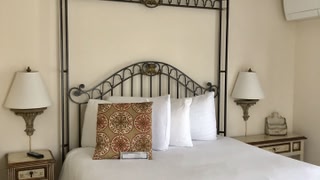 Ivy Manor Inn Village Center