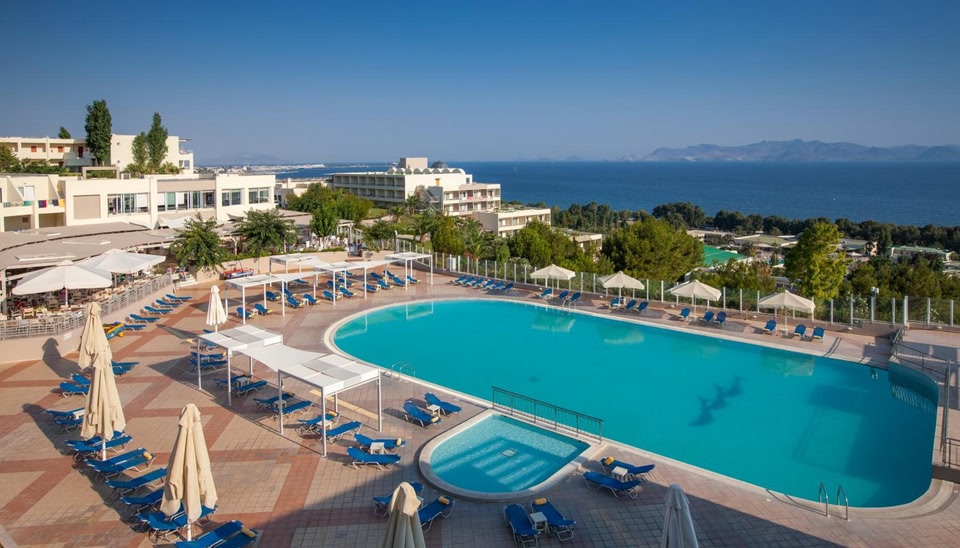 Kipriotis Maris Suites by Anayia All Inclusive Resorts
