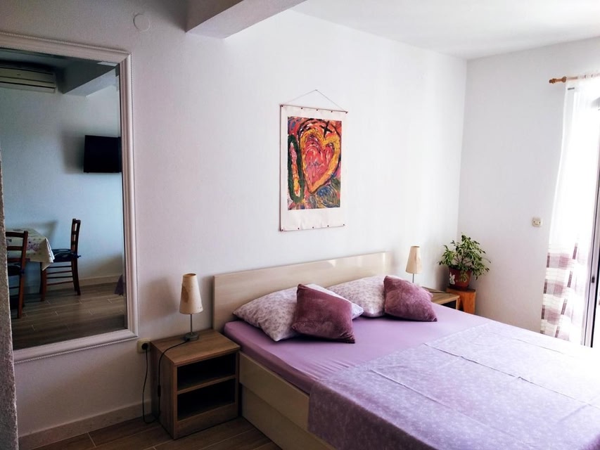Apartments Luka