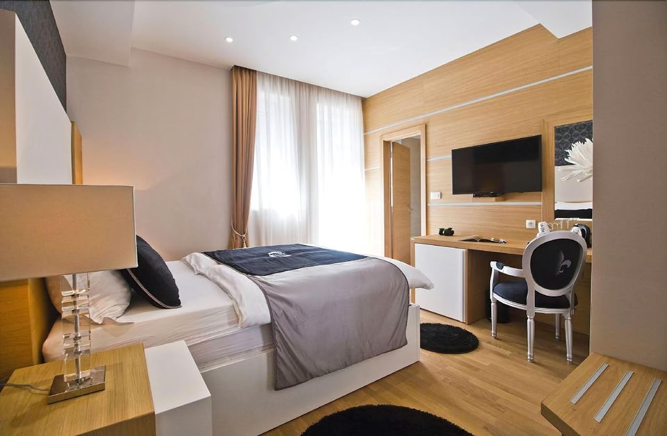 VIP Rooms