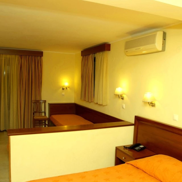 Elysee Hotel