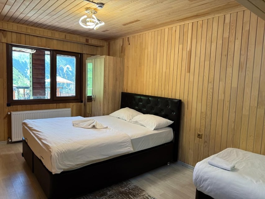 Yüce Suite