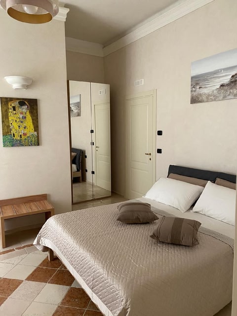 Easter Suite