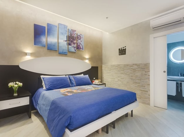 Excellence Suite