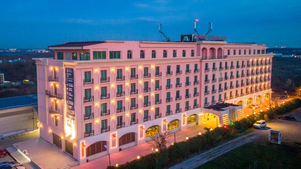 Phoenicia Express Hotel