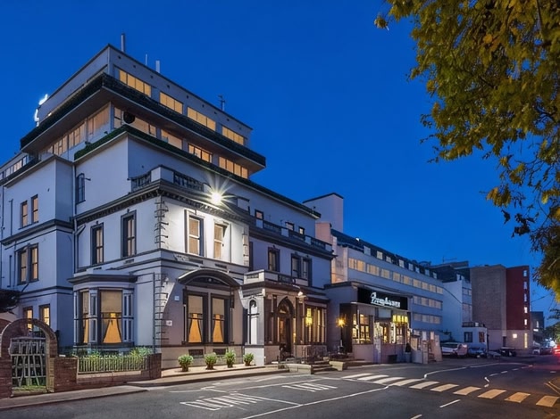 Bonnington Hotel & Leisure Centre