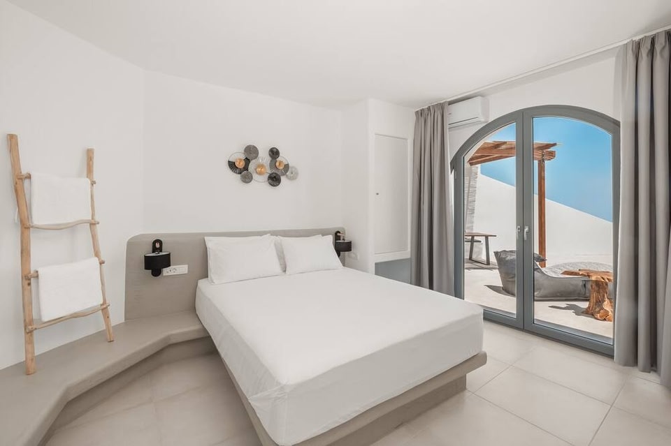 Oyster Luxury Suites