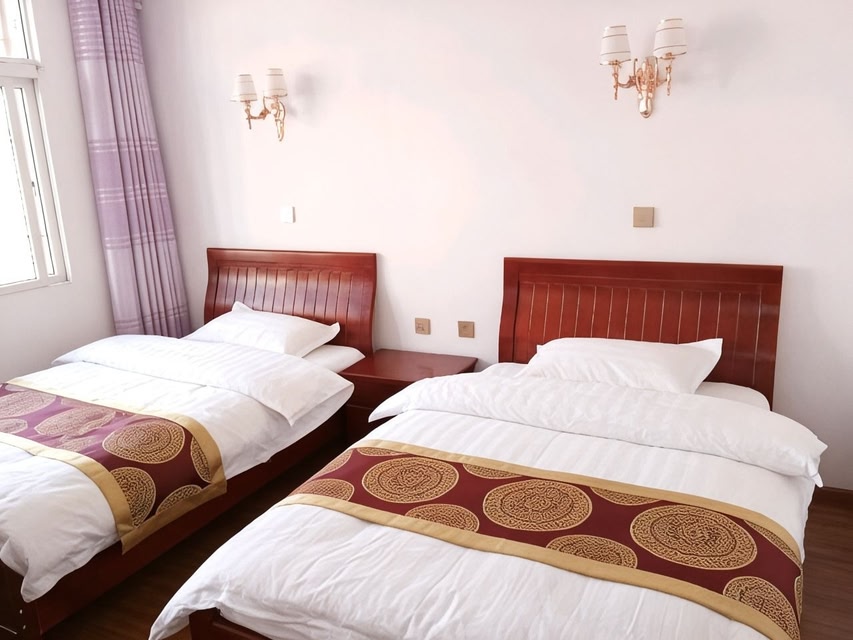 Kunming Yunyi Hotel