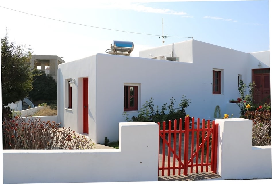 Flora's Red Studios