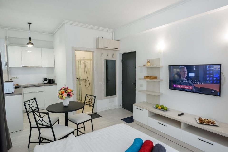 Ini Studio Azimuth Beach