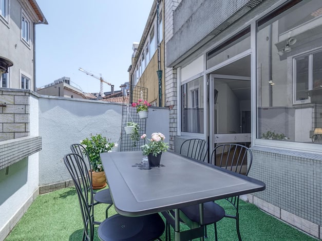 Travel & Live Aliados Apartment