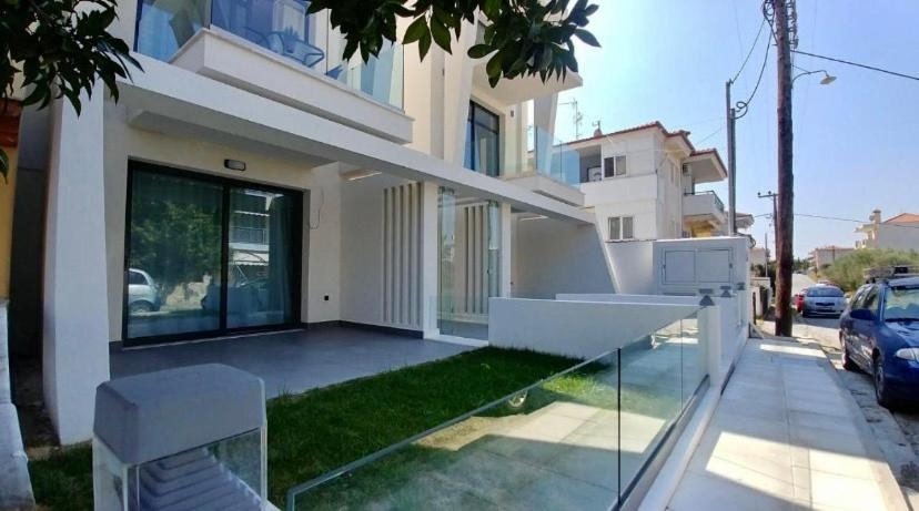 AquaLux Apartment