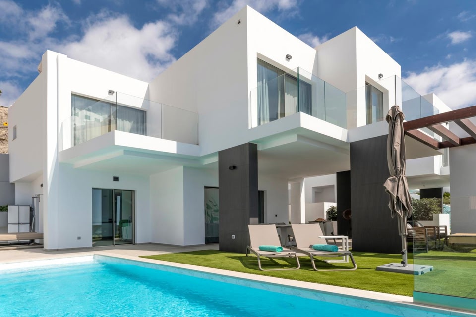 Villa Felicity Panoramic Seaviews