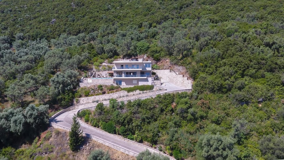 Villa Lilaea