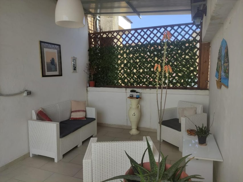 Oplonti Home