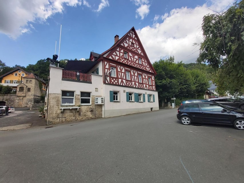 Schwarzer Adler