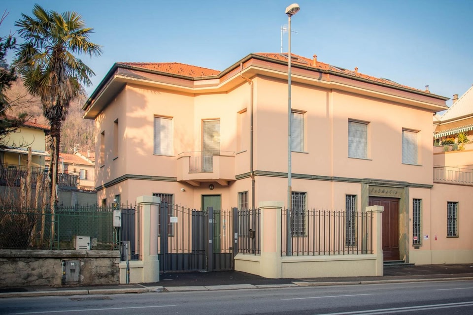 Comonfive Apartments