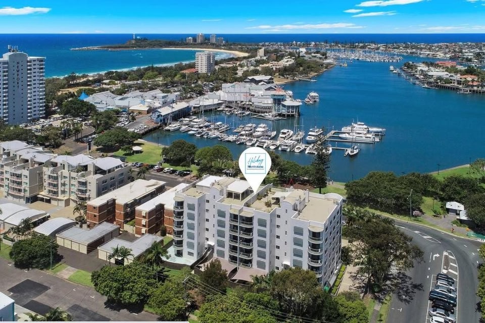 Riverdance Apt 14