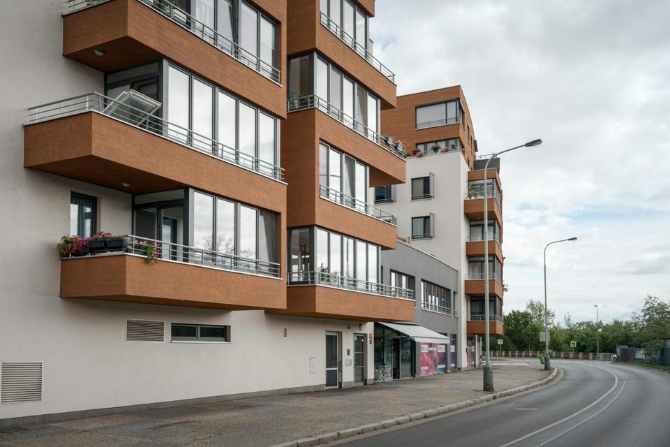 The Sunny Riverside Flat