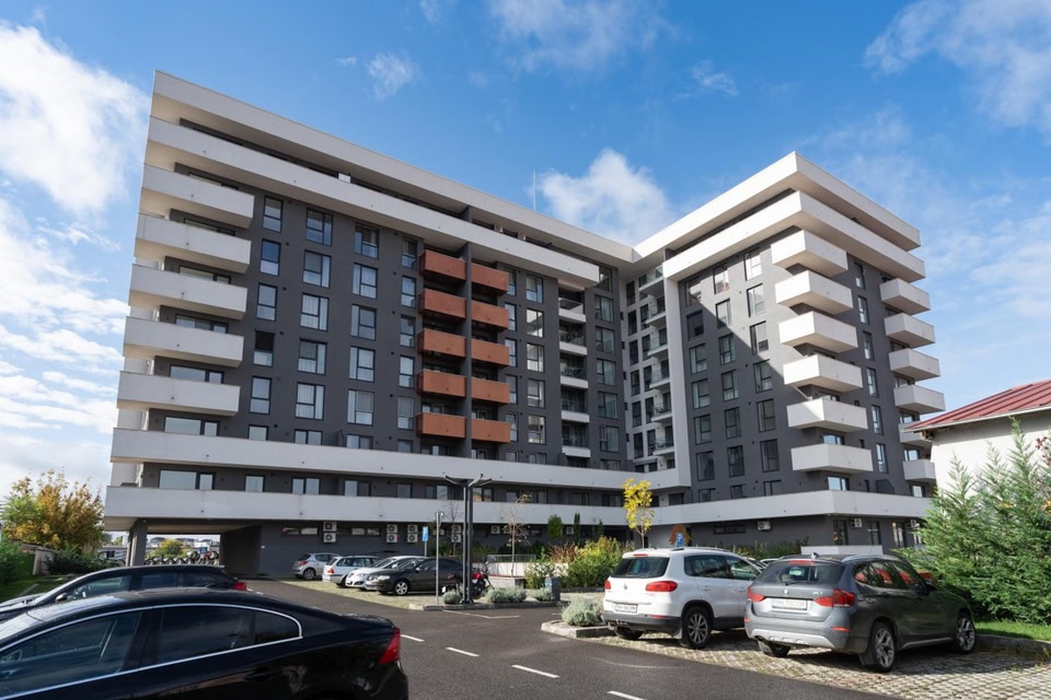 Juno Central Apartment