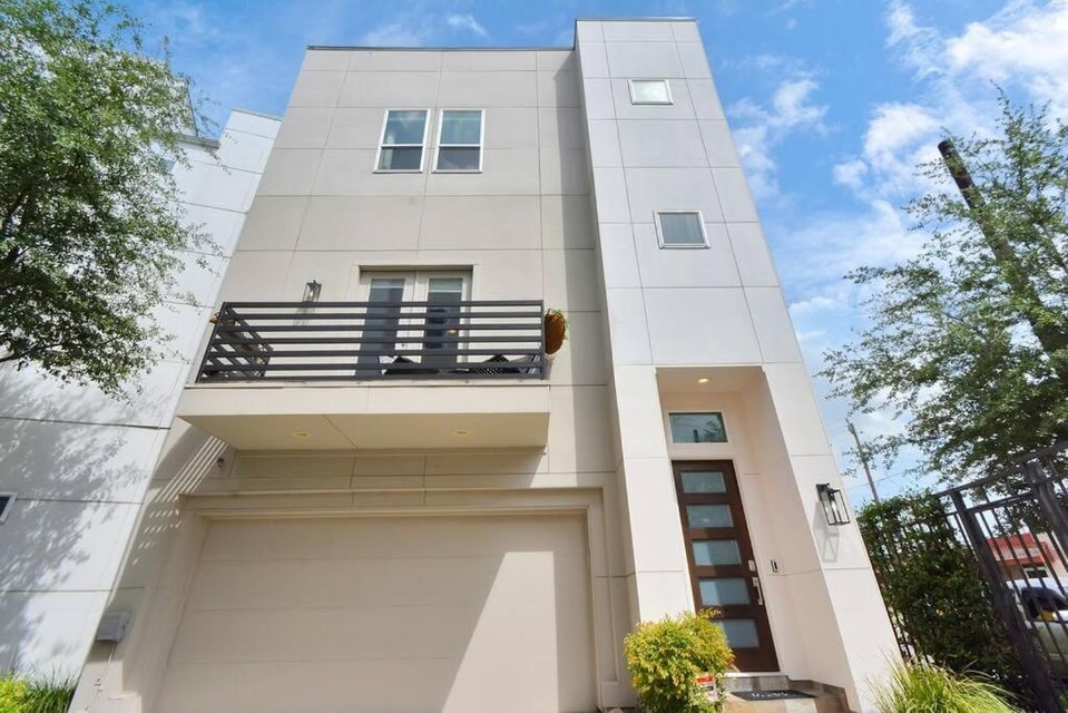 Casa LaBella - Downtown Skyline Views - Sleeps 10