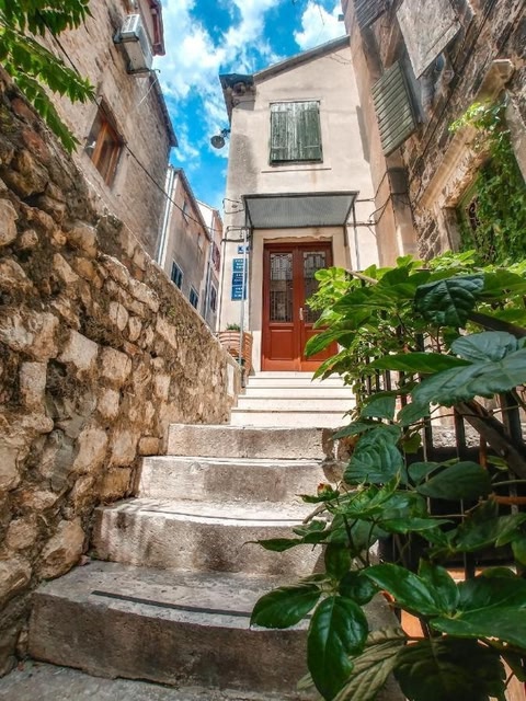 Julija Palace