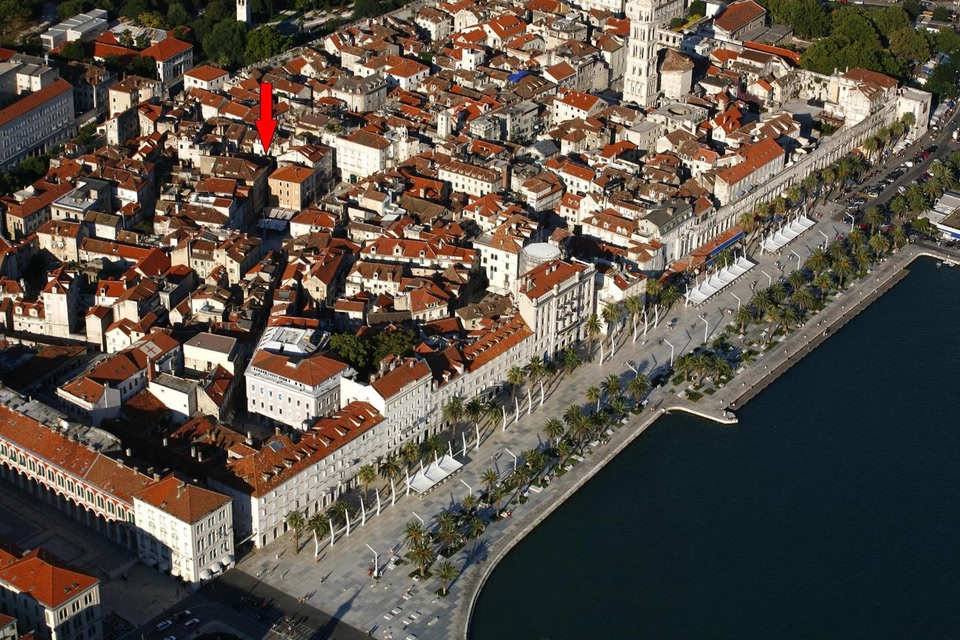 Luxury San Giovanni Apartment 2