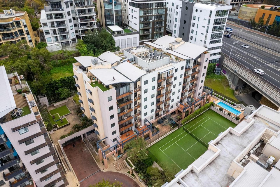 Urban Oasis Apartment