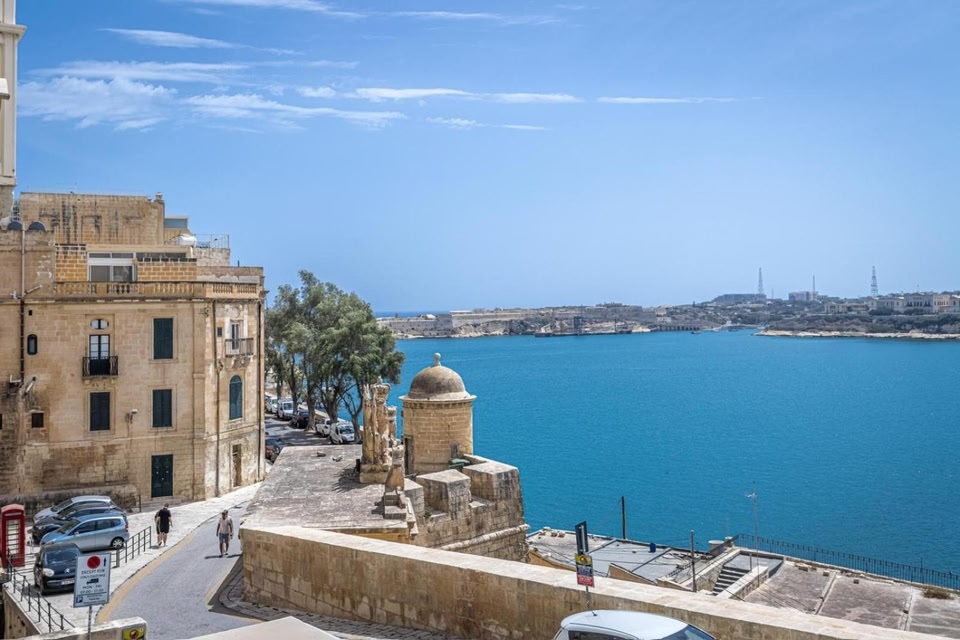Stylish Seaview Valletta House