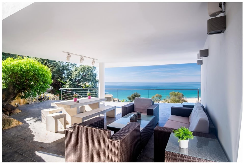 REF. 6 Villa Tara
