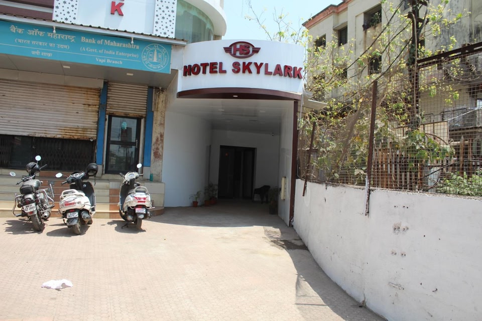Hotel Skylark