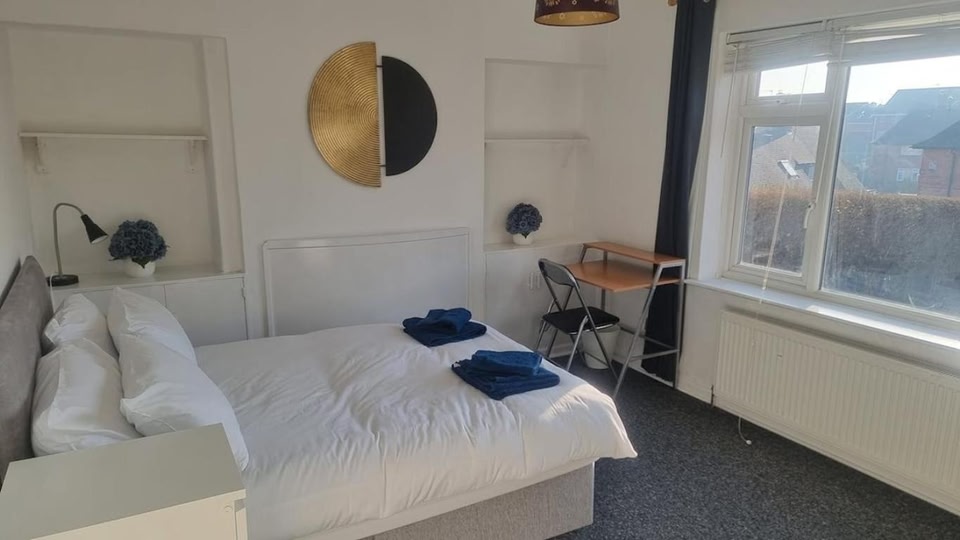 Private Studio Apartment · Quiet · Sleeps 2