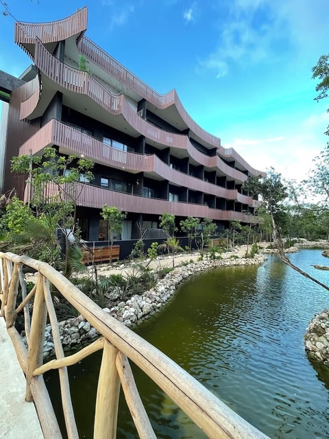 OVA Cancun Y Tulum
